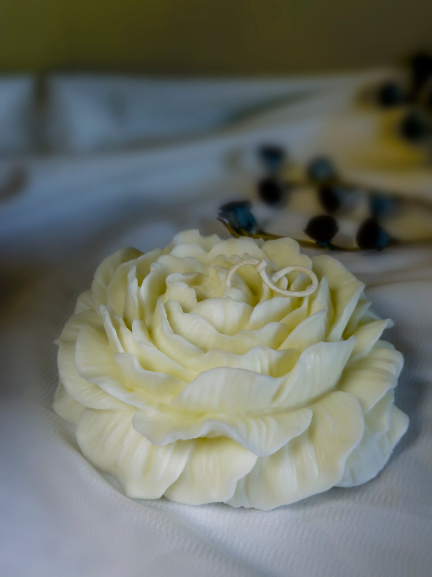 Peony_Flower_MAX_handmade_candles__white