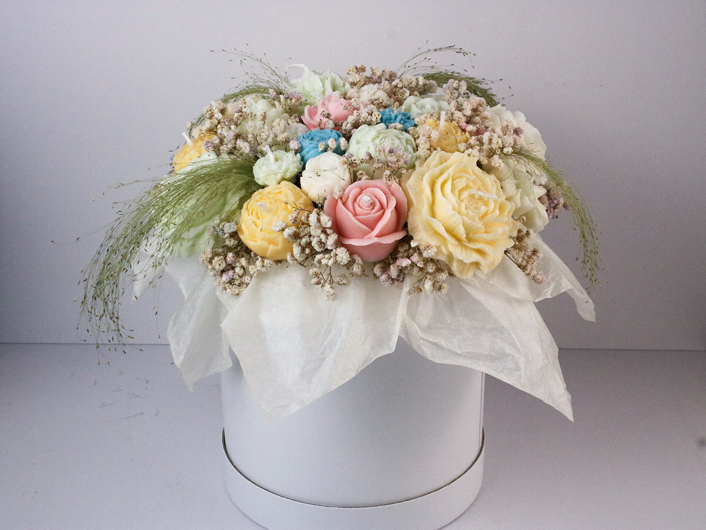 Romantic_bouquet_handmade_candles__dark brown