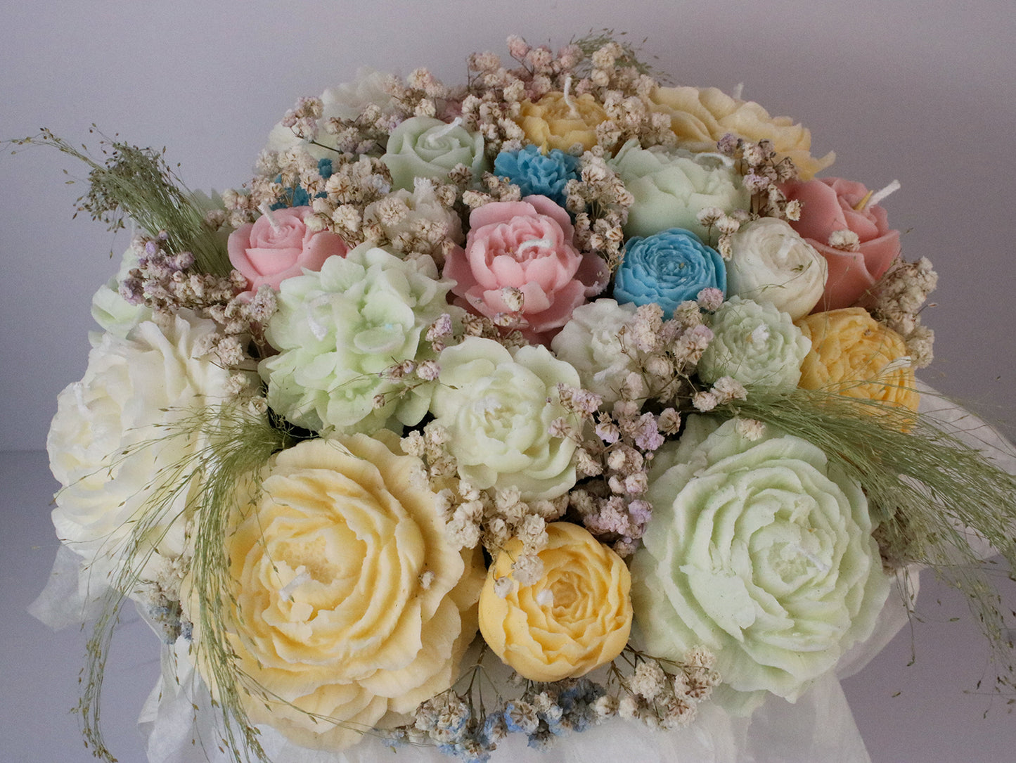 Romantic_bouquet_handmade_candles__dark brown