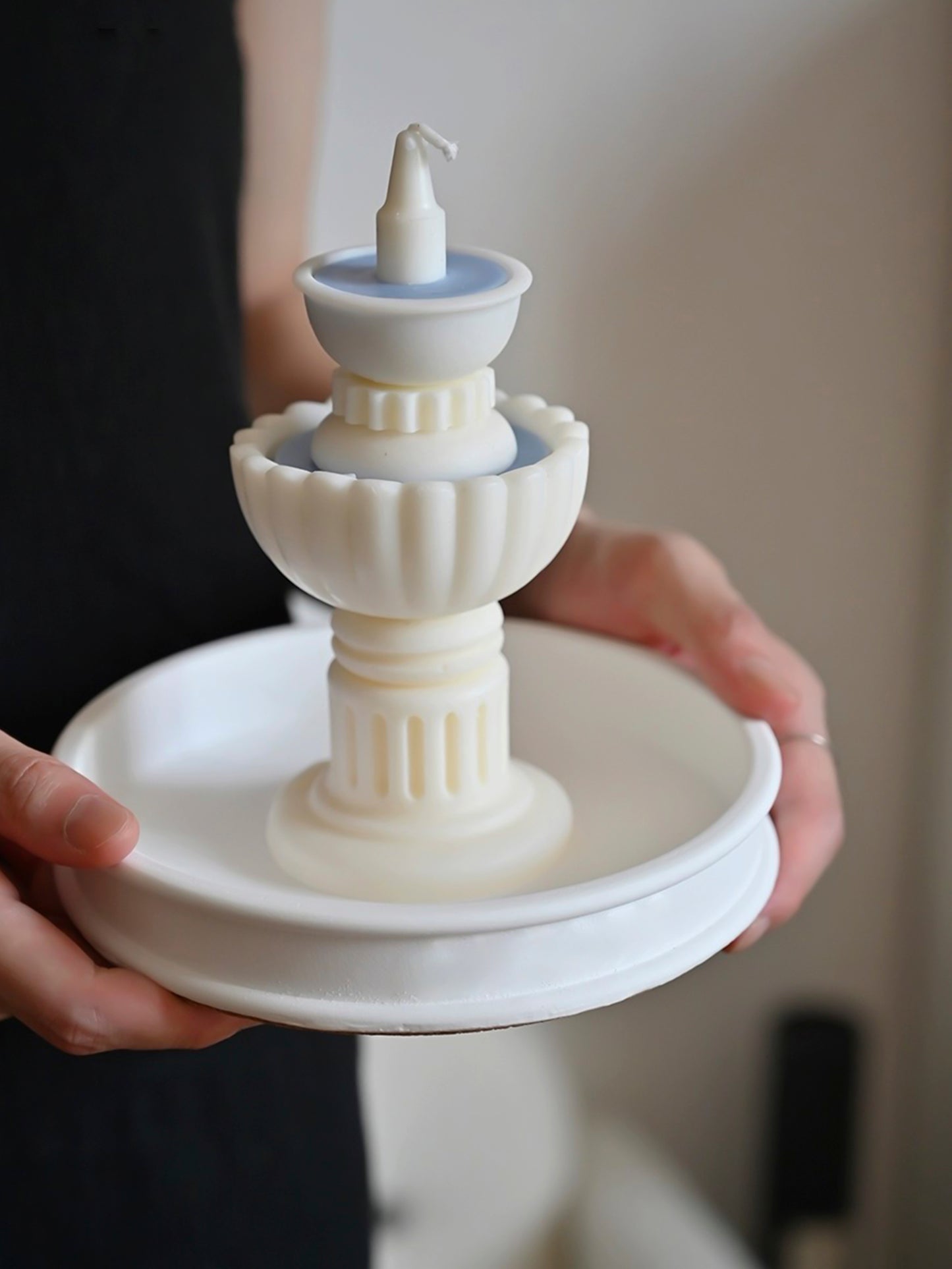 RomeFountainWishingPool_handmade candles_White