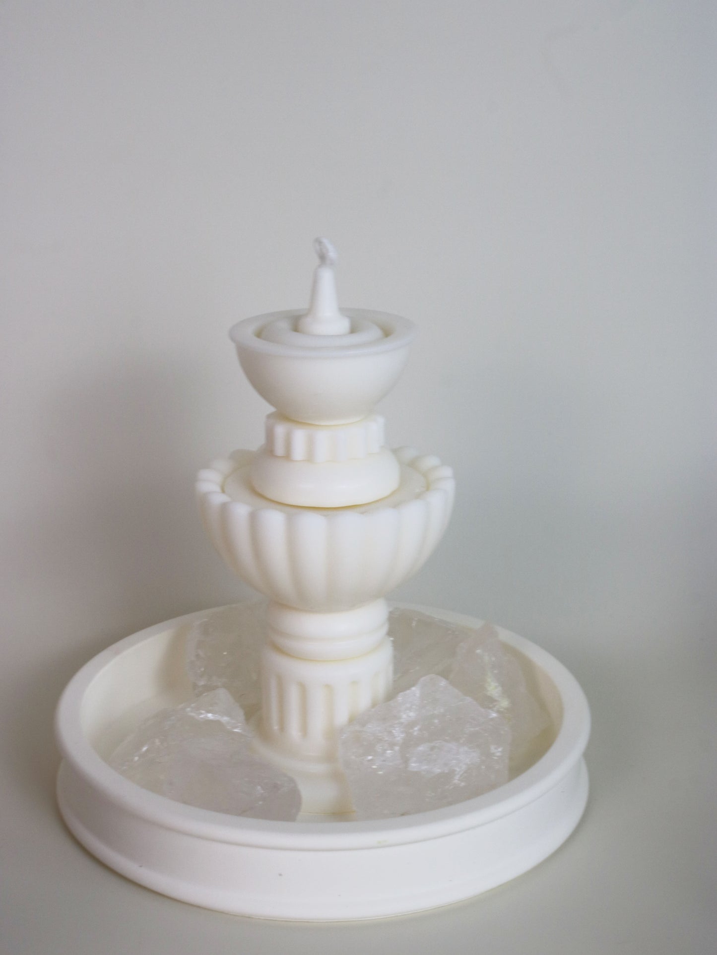 RomeFountainWishingPool_handmade candles_White
