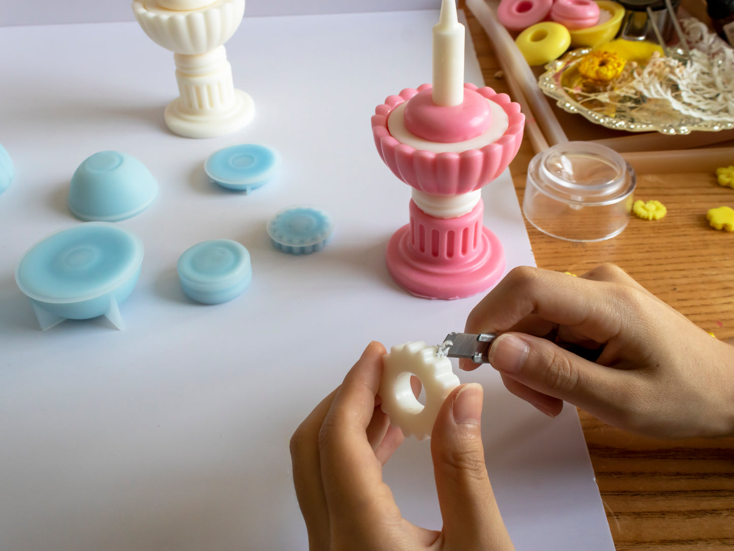 RomeFountainWishingPool_handmade candles_Production process