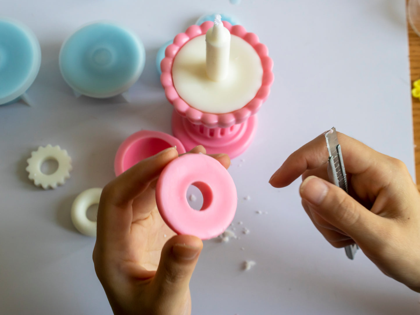 RomeFountainWishingPool_handmade candles_Production process