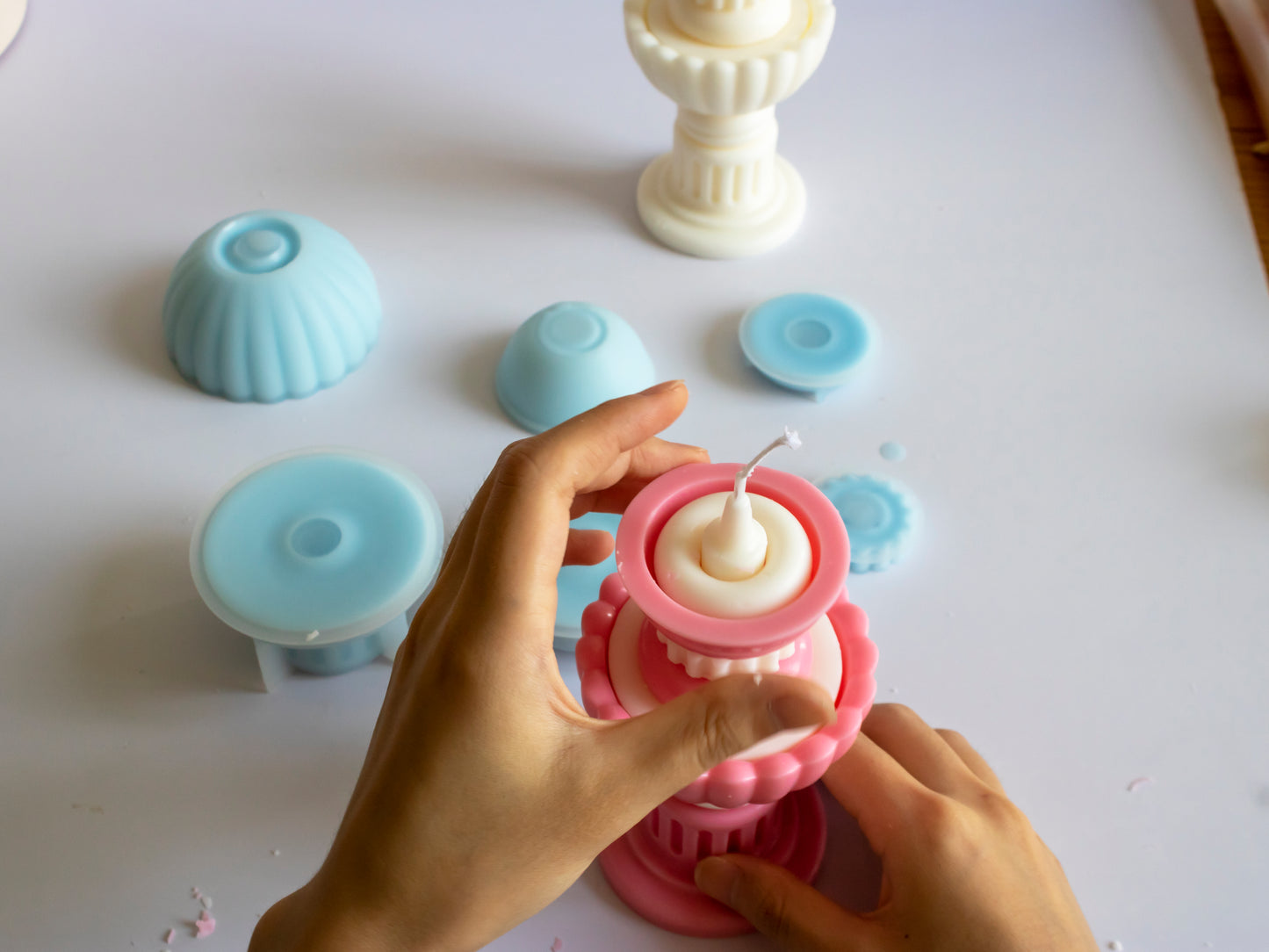 RomeFountainWishingPool_handmade candles_Production process